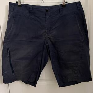 Arc'teryx Trim Fit Utility Shorts Men's 36 Navy Hiking Climbing Gorpcore Outdoor